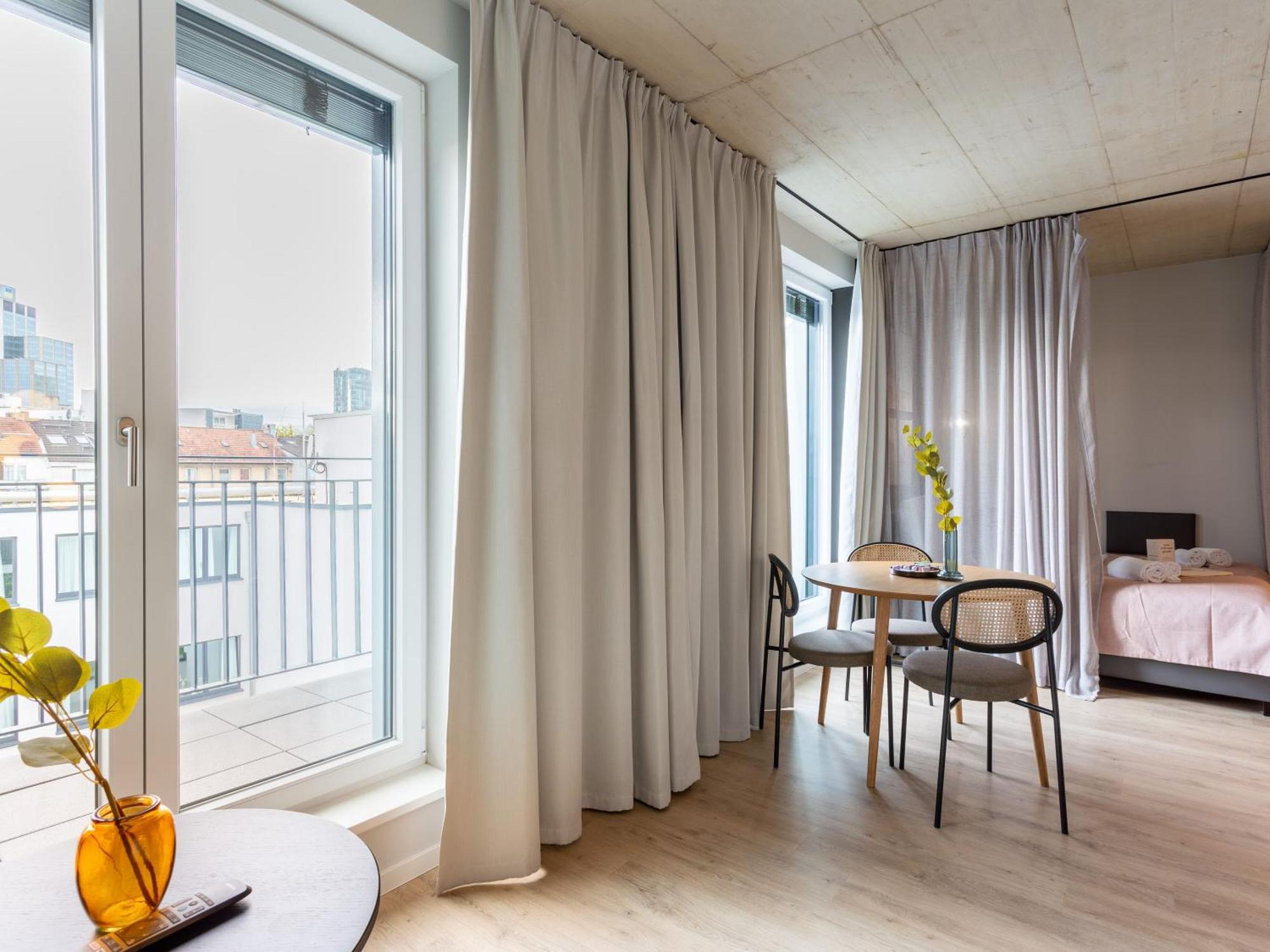 Limehome Duesseldorf Stresemannstrasse - Digital Access 객실 사진