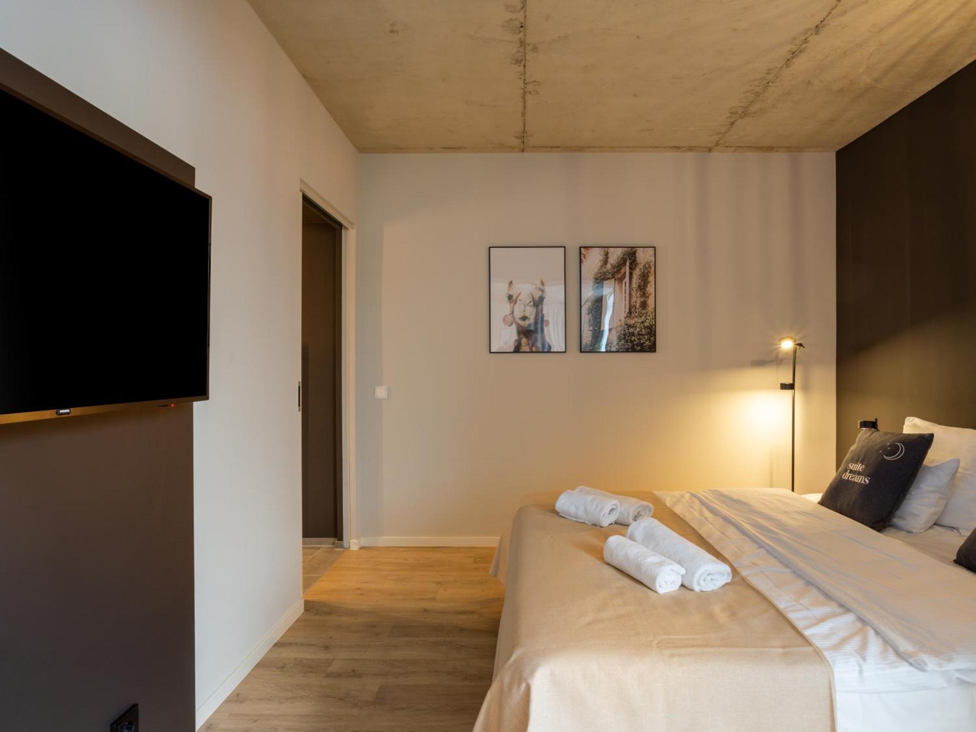 Limehome Duesseldorf Stresemannstrasse - Digital Access 객실 사진