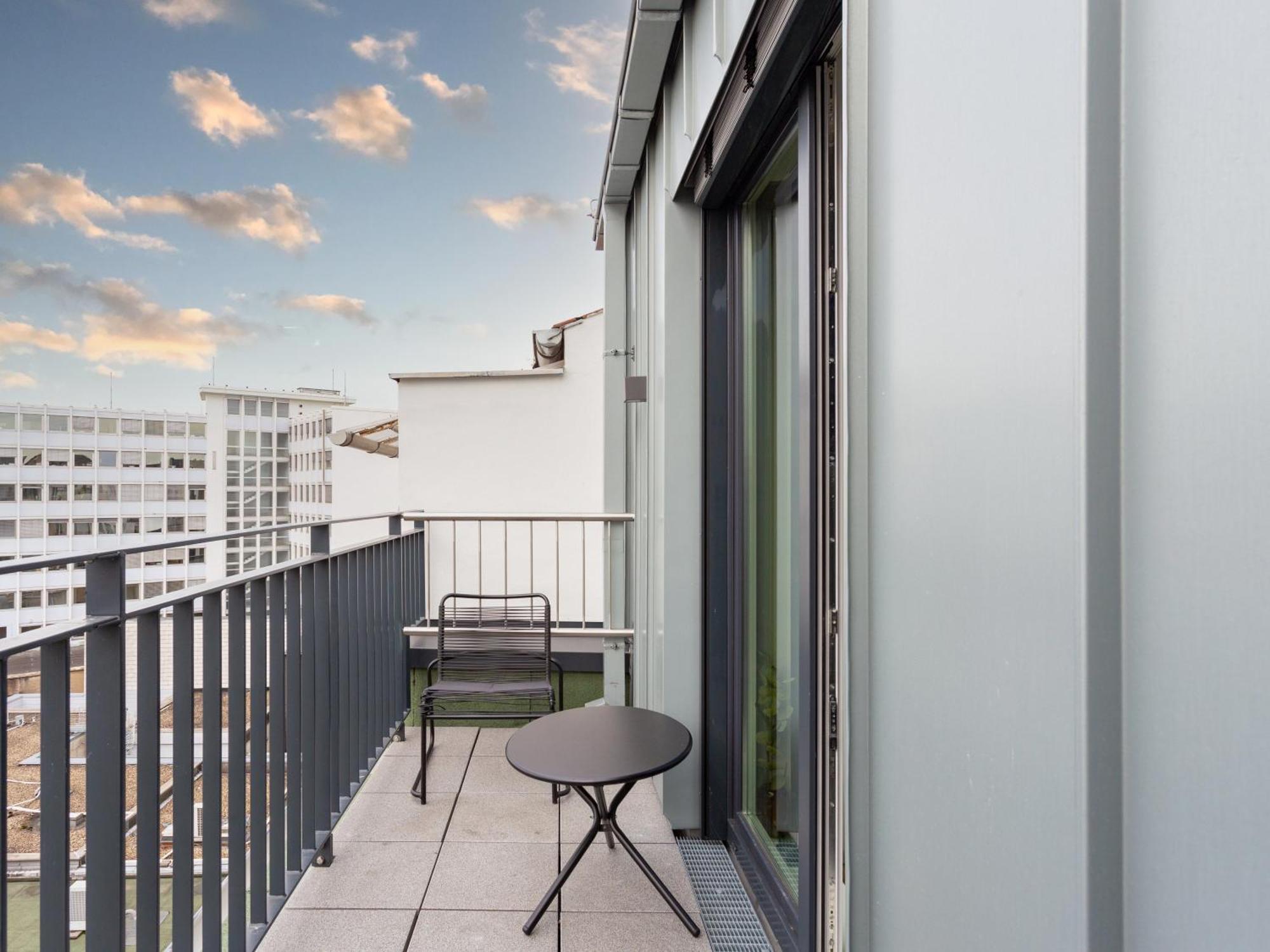 Limehome Duesseldorf Stresemannstrasse - Digital Access 객실 사진
